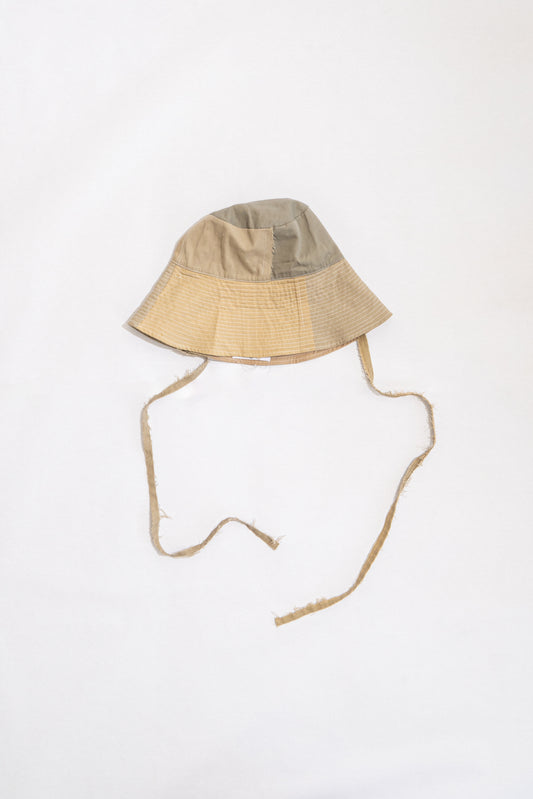 oversized bucket hat/