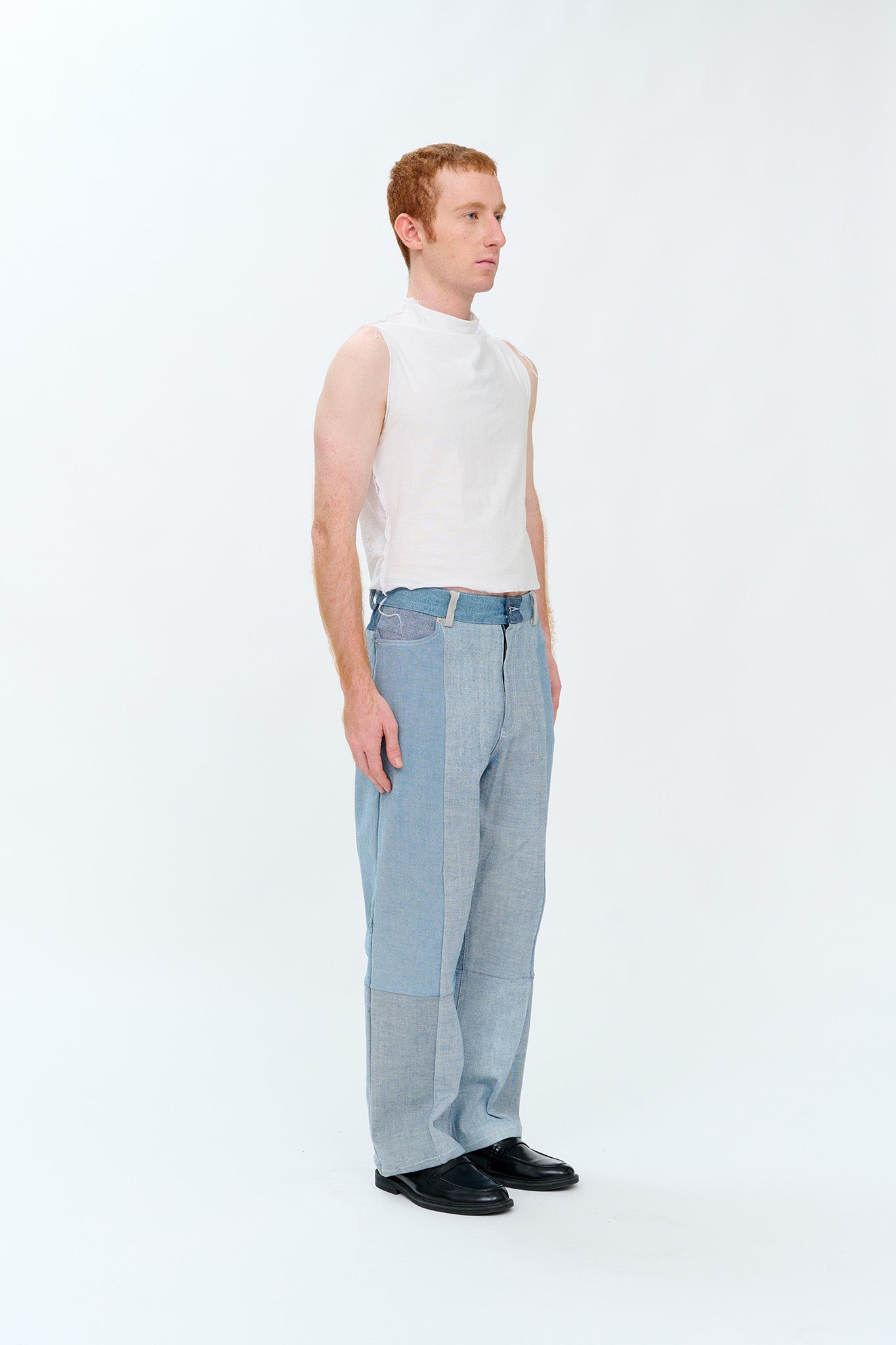 drape neck top/ white