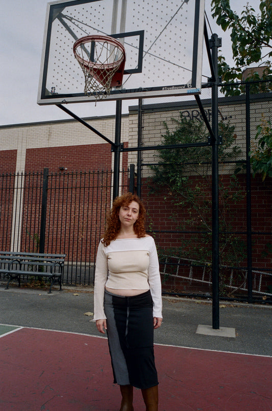 low font skirt/
