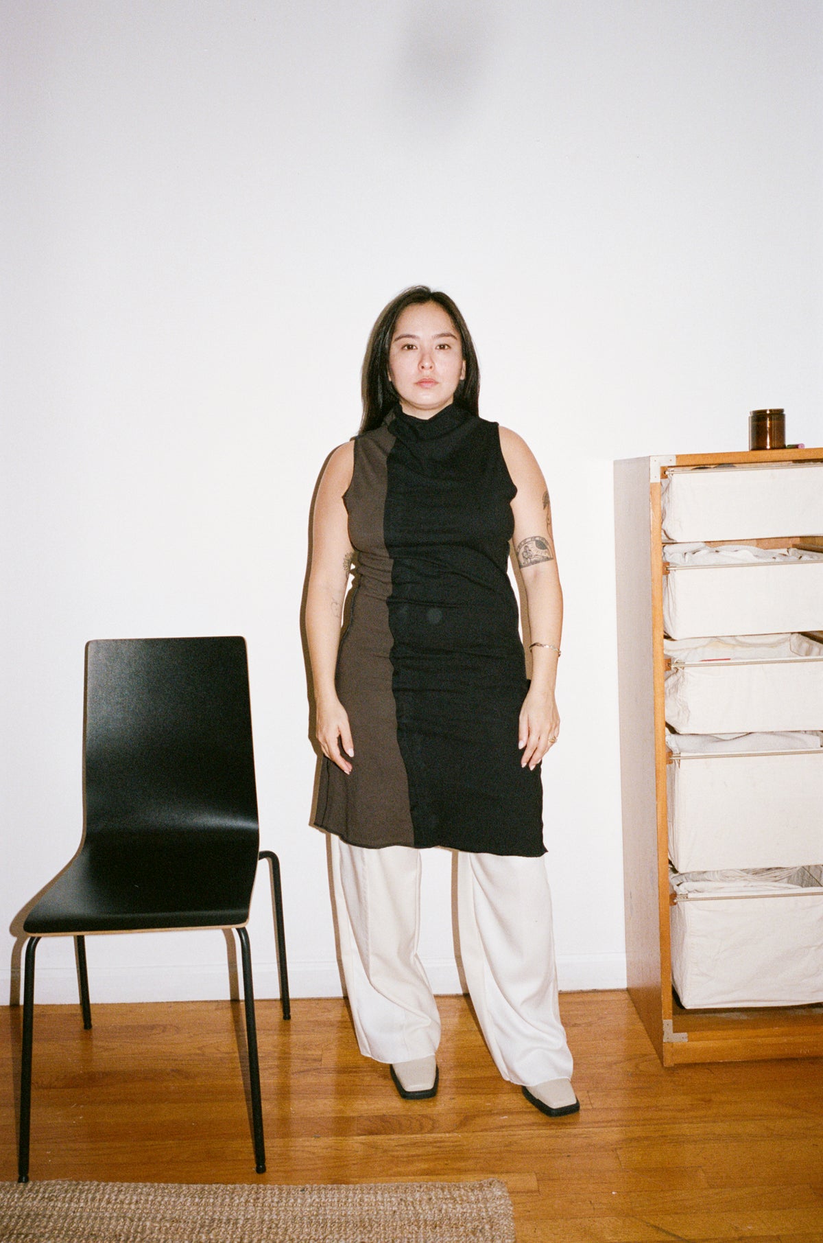 high neck dress/ dark