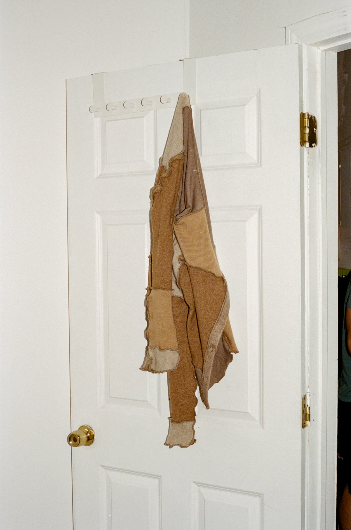 cardigan/ brown