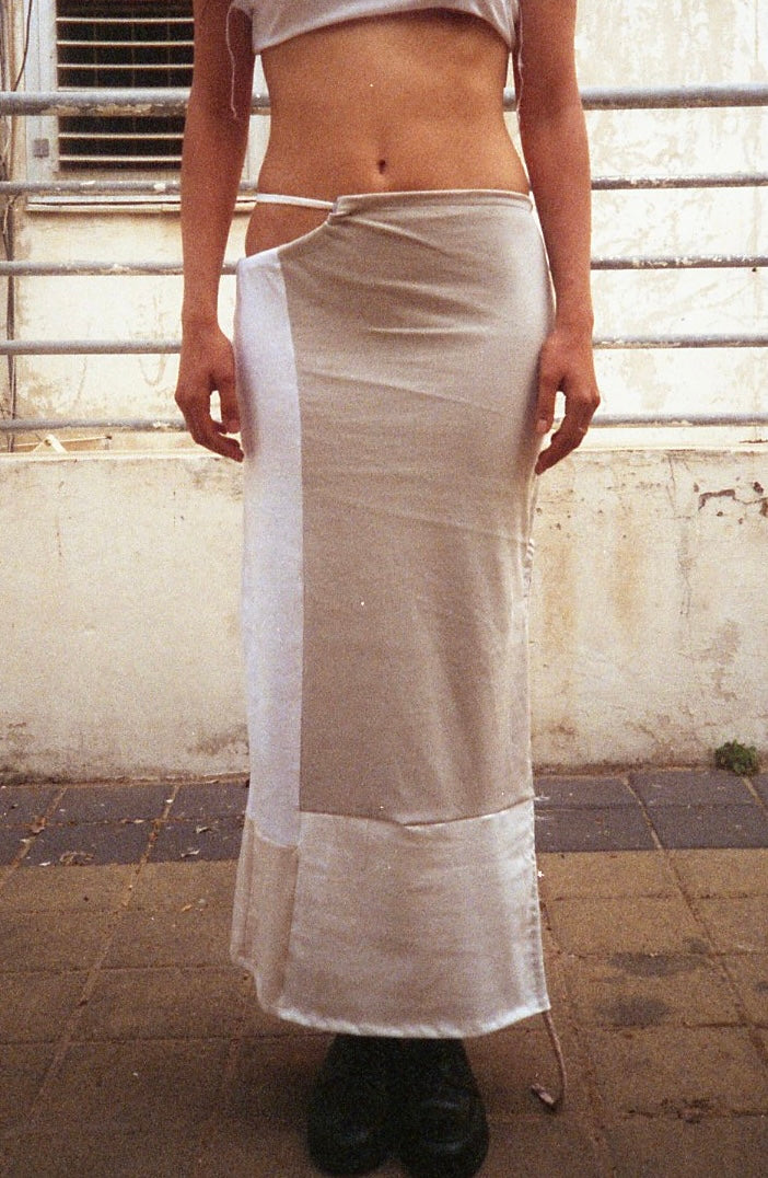 P6 Adjustable Skirt / White