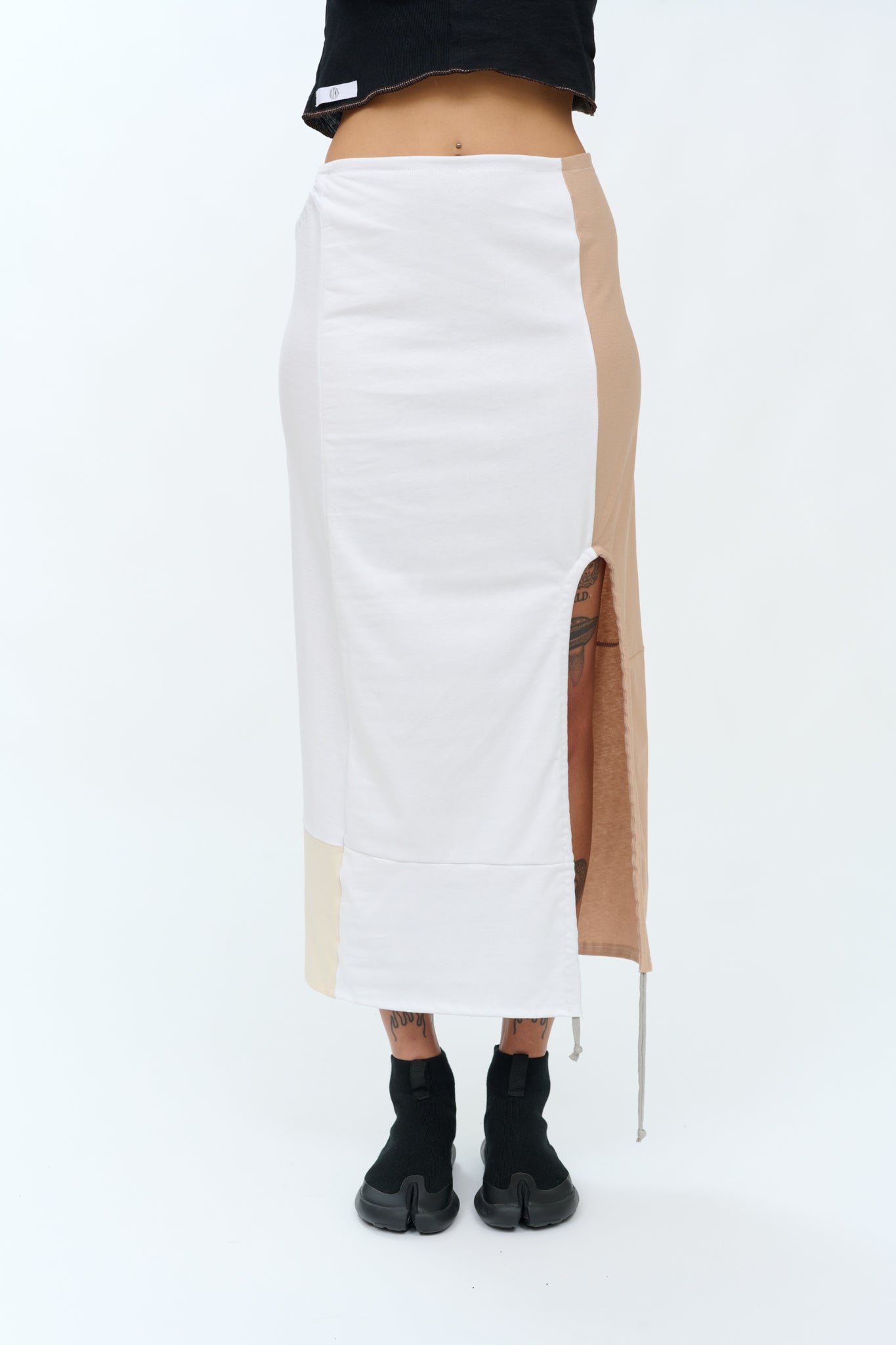 P6 adjustable skirt White