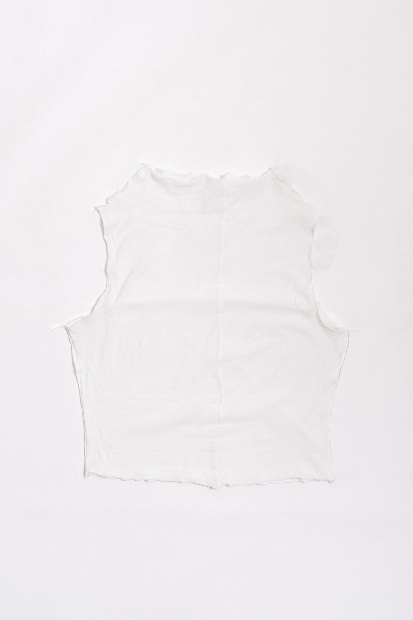 drape neck top/ white